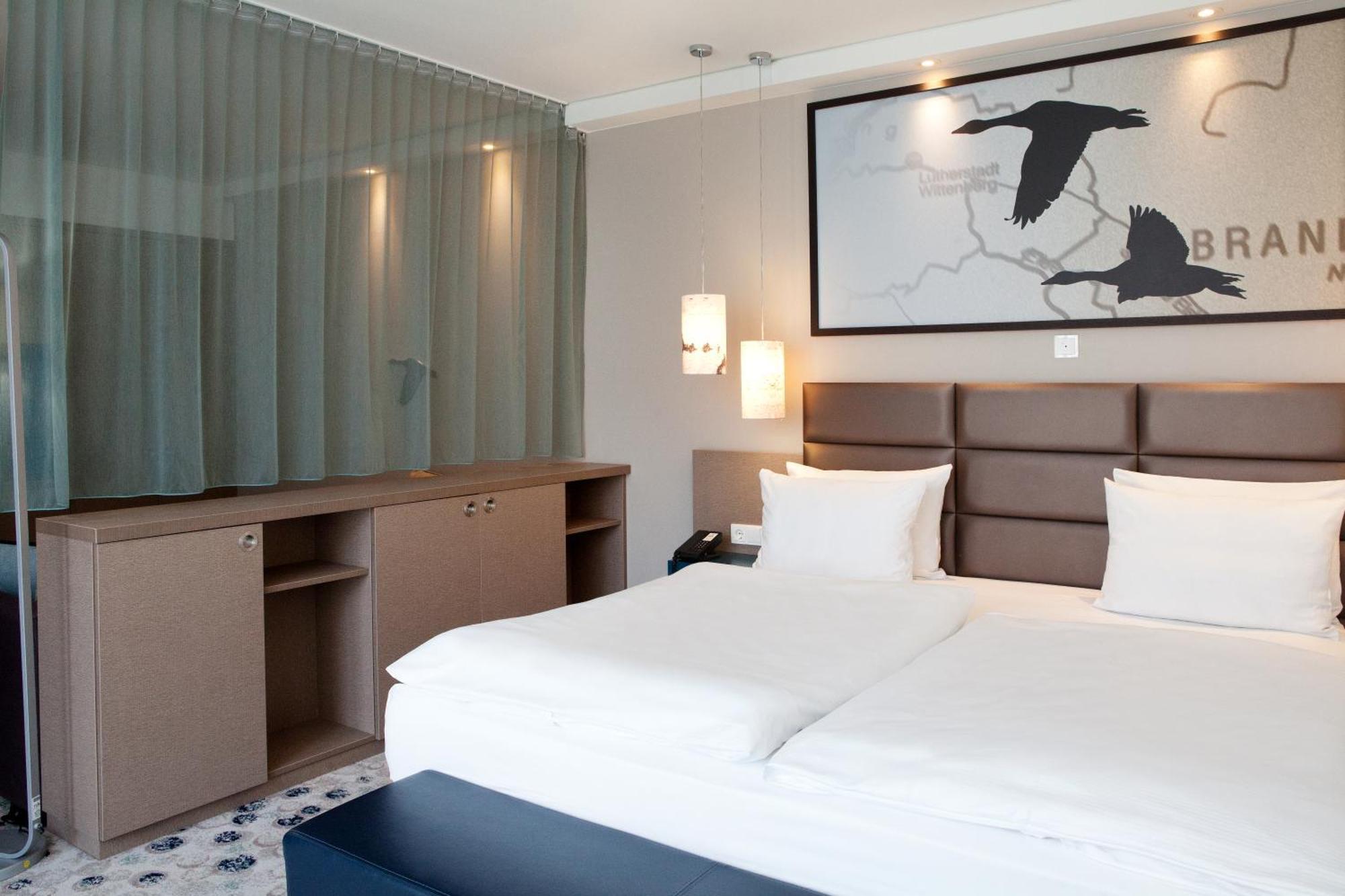 Holiday Inn Berlin City East Side By Ihg Exterior photo