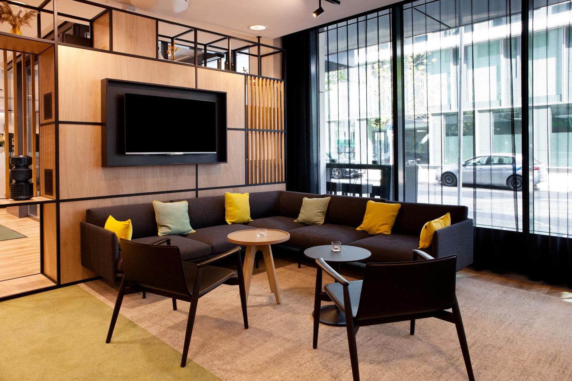 Holiday Inn Berlin City East Side By Ihg Exterior photo