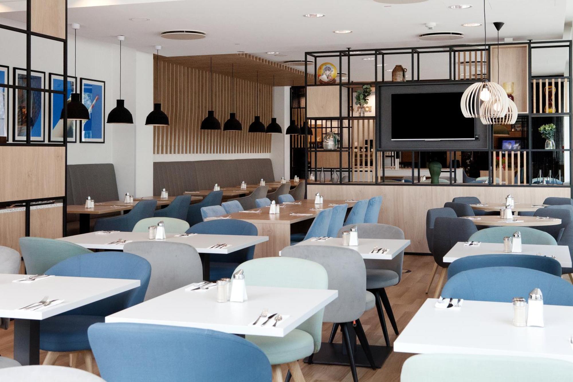 Holiday Inn Berlin City East Side By Ihg Exterior photo
