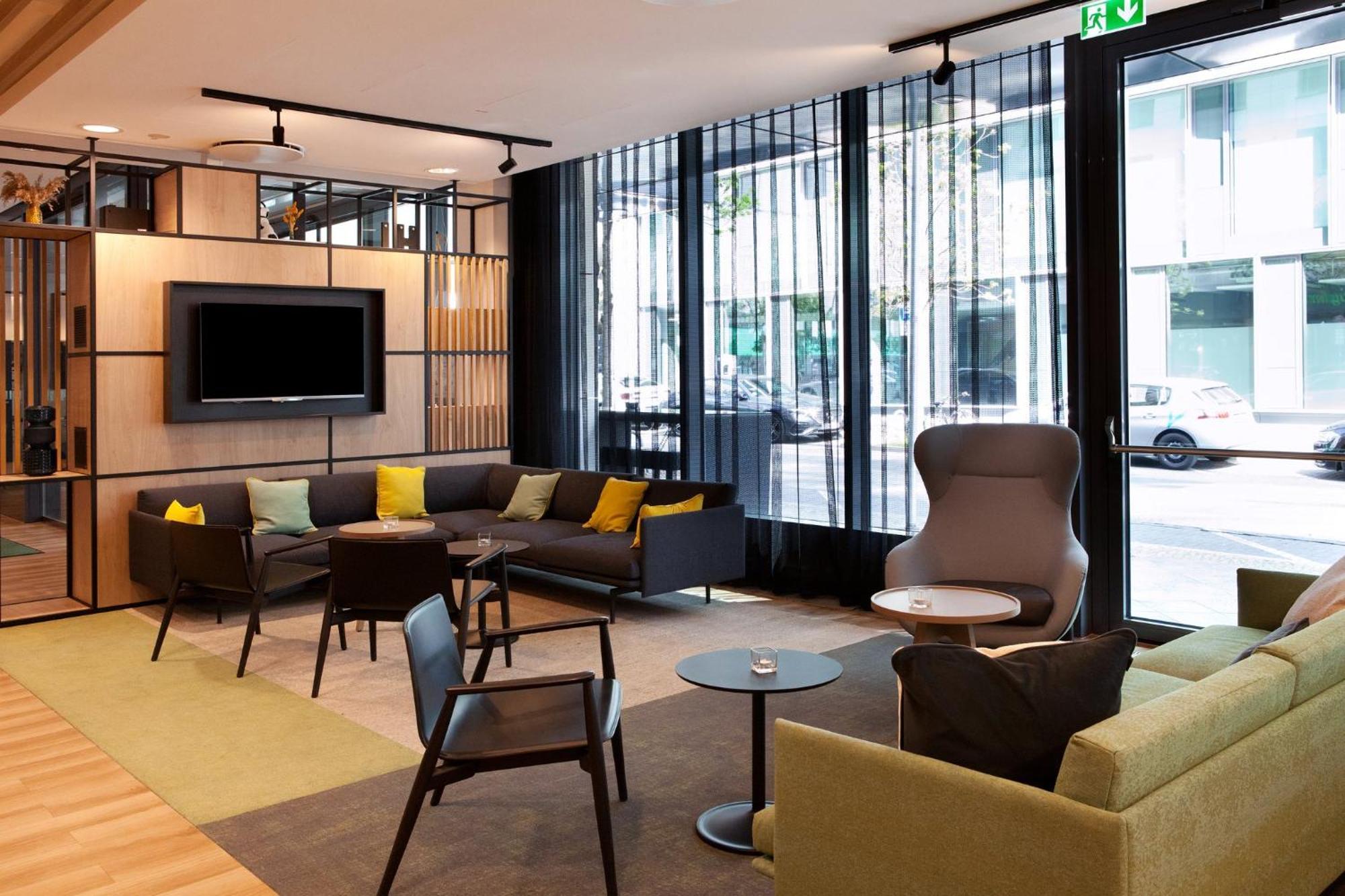 Holiday Inn Berlin City East Side By Ihg Exterior photo